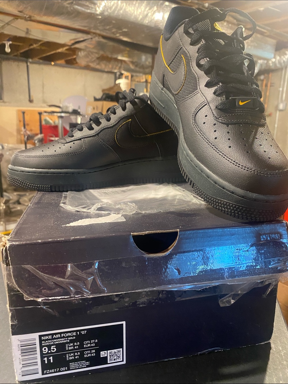 Nike Air Force 1 '07 - Black with Yellow Trim